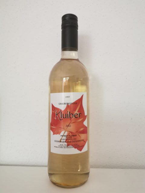 Grauburgunder Flasche weißer Hintergrund